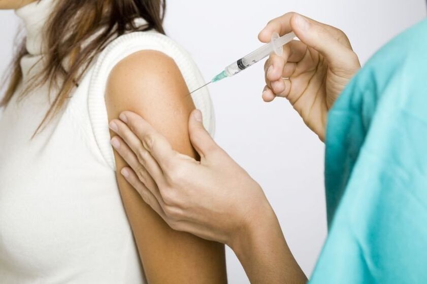 Antiviral injection is an effective way to prevent disease